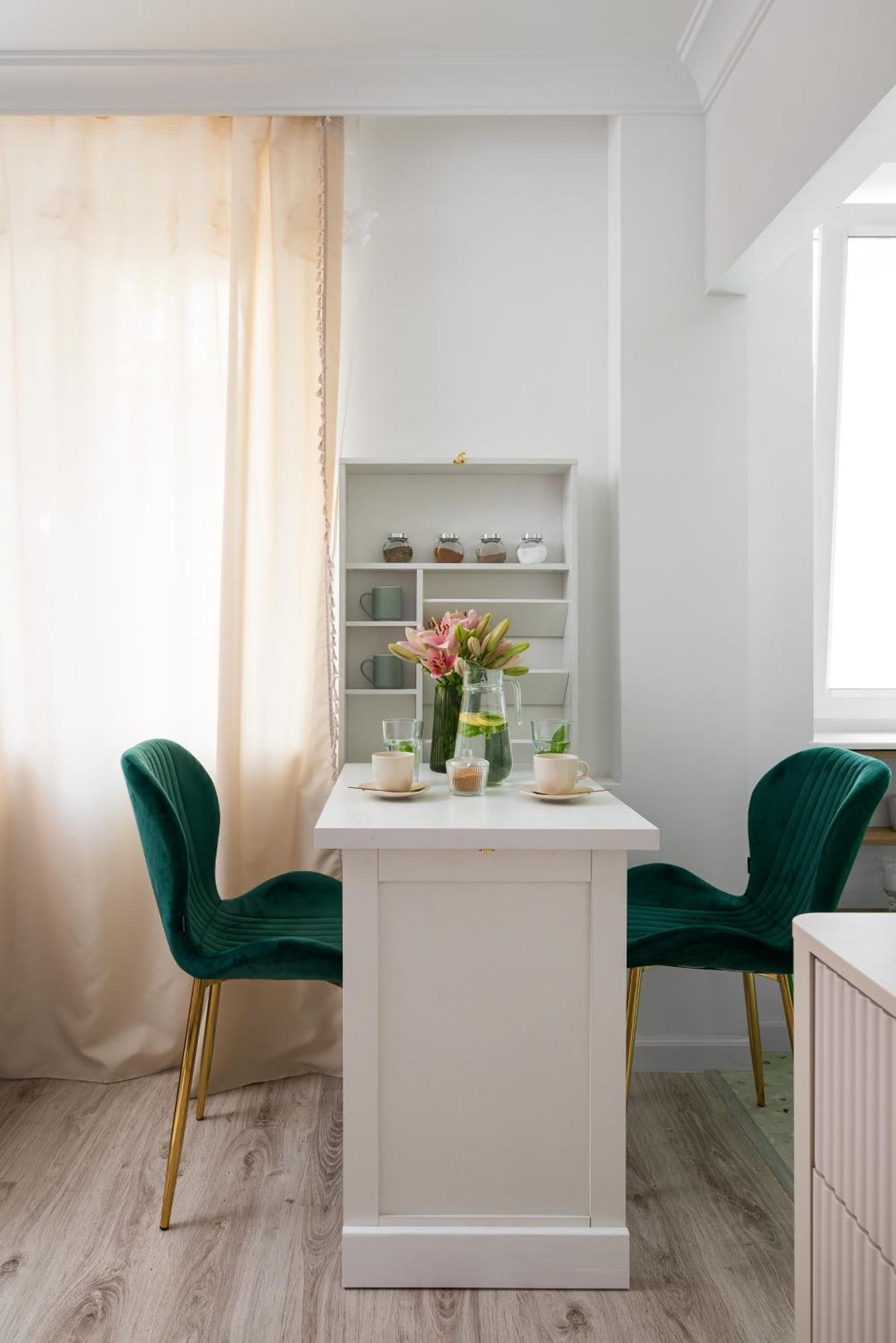Lovely Downtown Studio At Most Lively Hoza Street, Discover Warsaw On Foot Esterno foto